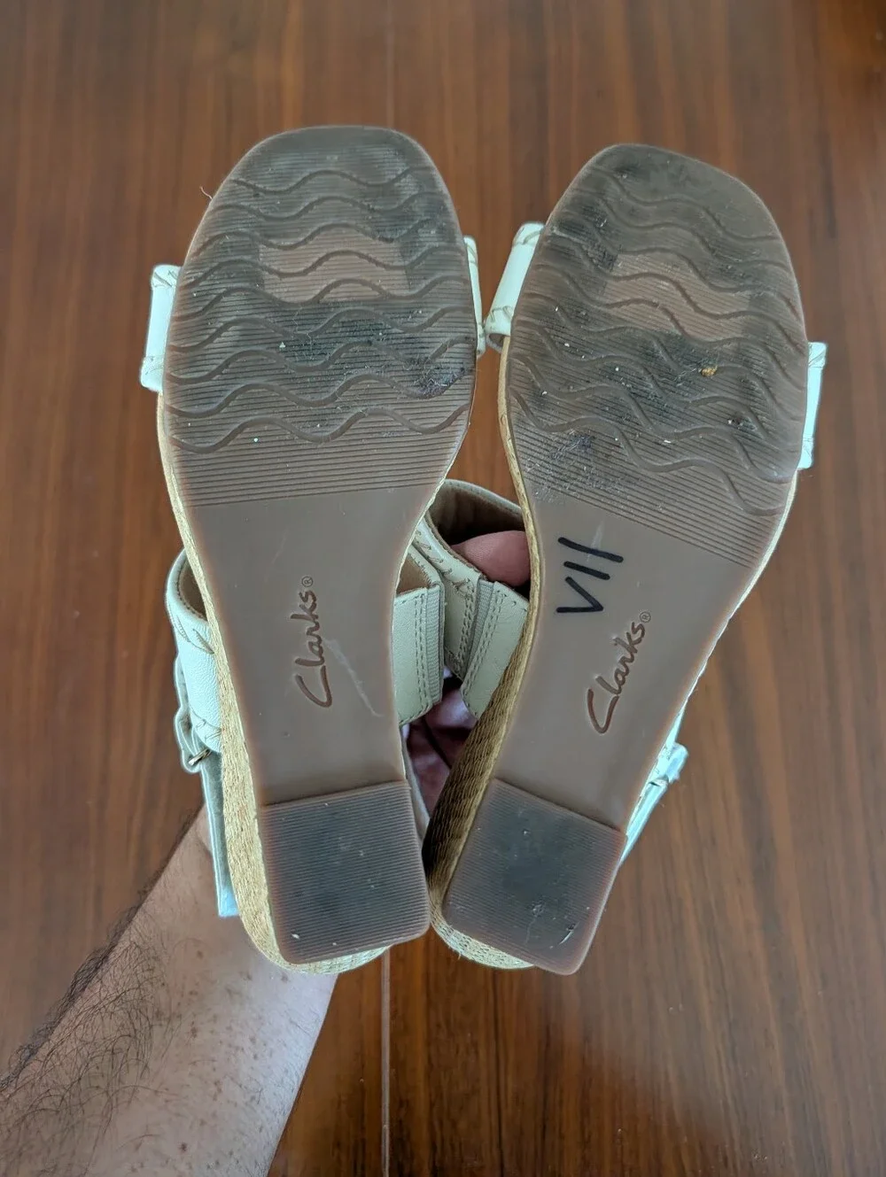 Clark’s Collection Womens Kyarra Rose Beige Nuback Wedge Heel Size 8.5 Pre Owned
